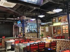 -马路牙子烧烤音乐酒馆(望京店)