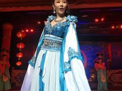 -金东尼人妖秀