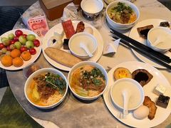 -帅巴人舅母子腊蹄民俗村