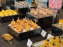 -圣丰索菲特·2 On 988 Café 自助餐厅