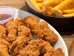 -必胜客(航洋国际店)