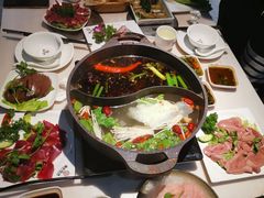 -围炉夜话·潮汕卤水火锅(榕江店)