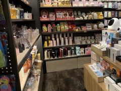 -酷乐潮玩(金桥国际店)