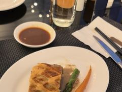 -圣丰索菲特·2 On 988 Café 自助餐厅