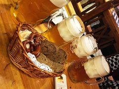 -皇冠自酿啤酒坊(中国红街5号楼店)