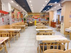 -江城燕子大排档(江汉路步行街店)