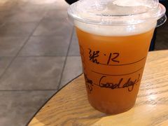 冰摇桃桃乌龙茶OTP-星巴克(广州动漫星城东区店)