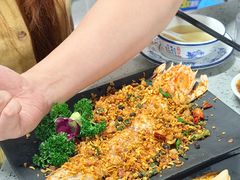 -辉记炭烧海鲜大排档·老字号(福田店)