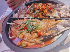 -鸣记脆皮烤鱼·海鲜烤鱼(三八广场店)
