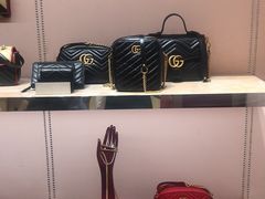 -乐蓬马歇百货公司(Rive Gauche)
