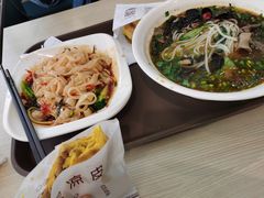 -魏家凉皮(万辉店)