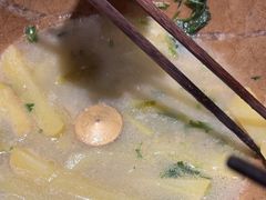 -滇香肴·云南菜蒸汽石锅鱼(云南北路店)