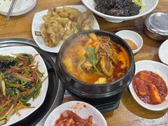 -喇喇排骨火锅·传统韩式脊骨汤(望京西园总店)