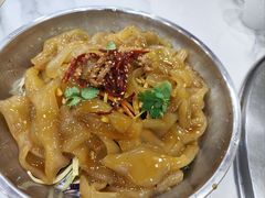 -九妹农家大铁锅东北菜(江湾店)