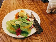 慢煮澳大利亚牛舌-Common Table · Brunch & Coffee