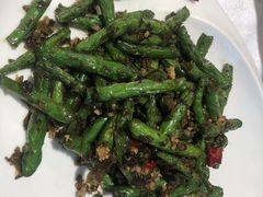 榄菜四季豆-老人和饭店(淮海中路店)