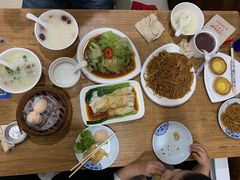 -广东小美食(果戈里大街店)