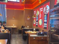 大堂-蜀香三绝·牛蛙·烤鱼·天府炒鸡(安丘泰华店)