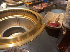-铭牛烧肉·和牛海鲜自助(高新月牙湖店)