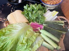 -东北特色铁锅炖·柴火灶(富阳一店)