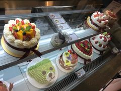 -花花卷卷·鲜食蛋糕(静安久光百货店)