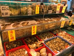 水产区-鲜入围煮花胶鸡海鲜火锅