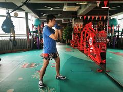 -KingBull私教健身&格斗订制(龙井商业中心店)