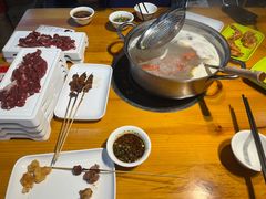 -养牛邓·潮汕牛肉海鲜自助火锅(广州店)