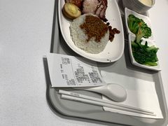 -了凡油鸡饭·面(台北101店)