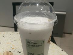 -喜茶(滨江宏岸店)
