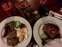 -Pundi Pundi Restaurant