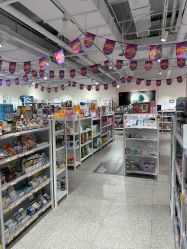 -嗨本可潮玩仓(大兴大悦春风里店)