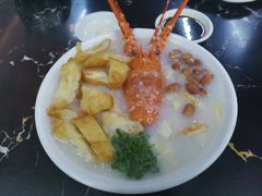 龙虾艇仔粥-新会鲜蚝鸡煲(新会总店)