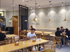 大堂-镇南锅盖面馆(解放路店)