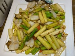 芦笋百合鲜鲍-黄泥岗·地道湖北菜(奥特莱斯店)