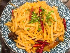 -东门七爷螺蛳粉(浦东店)