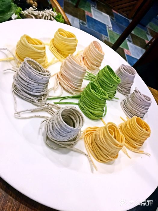 面条拼盘