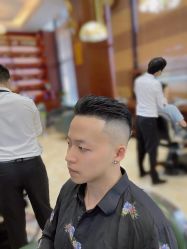 -尼特斯男士发型馆