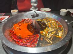 -小龙翻大江文化火锅(宽窄店)