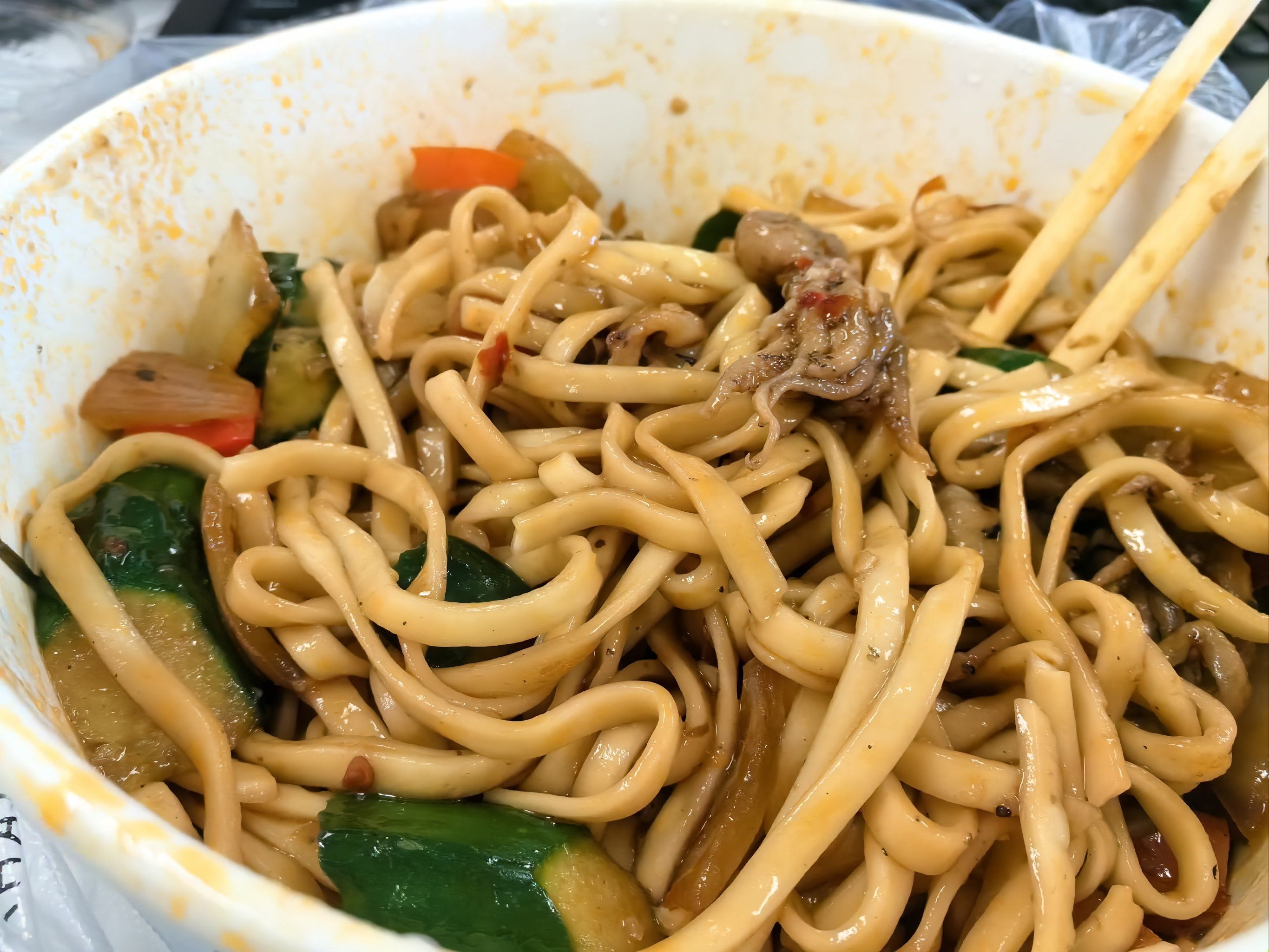 麻辣八爪鱼拌面[吐舌]