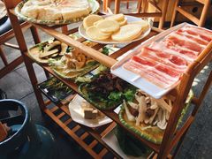 -有一锅·野生菌黑山羊腊排骨火锅(古城北门店)