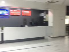 -包玉刚游泳场(黄龙恒励大厦店)