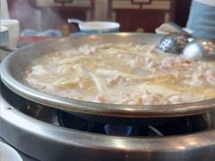 -老来福·非遗酸汤兔(凯旋路店)