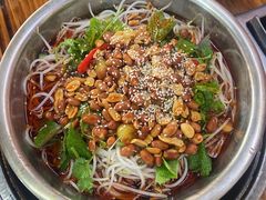 -周良天山牛杂城(天山路总店)