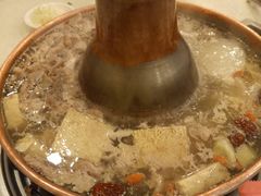 -八先生涮肉房(三里河店)