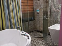 -天使恋人情侣主题酒店(深圳罗湖万象城店)