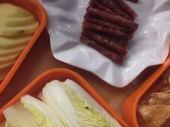 -聚汇三少·龙虾·中餐厅(莫邪路新天地店)
