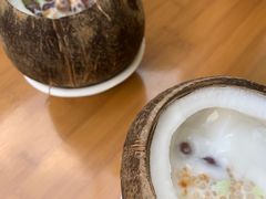 -椰爺爺·椰子冻砵仔糕