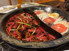 -巴国妹子毛肚火锅(蓝光悦城店)
