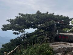-罗田薄刀峰风景区